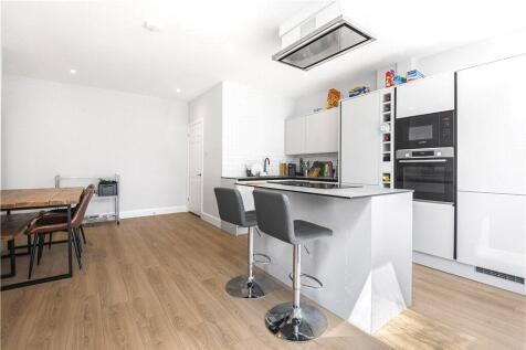 Reception/Kitchen