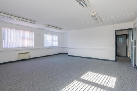 110 Burcott Road, Avonmouth WEB-13.jpg