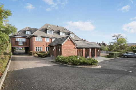 Nelson Court, 41 Kingsend, Ruislip, HA4 photo 4