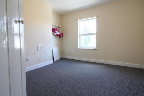 Aldersley Road, Aldersley, Wolverhampton photo 5