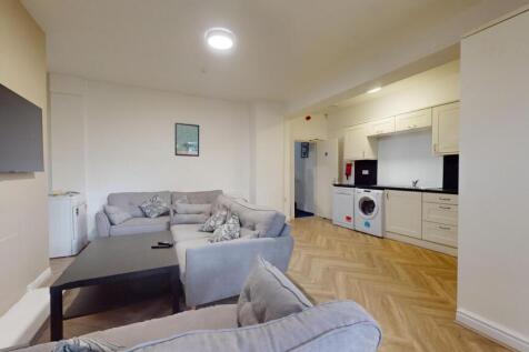 Moorland Avenue, Leeds photo 3