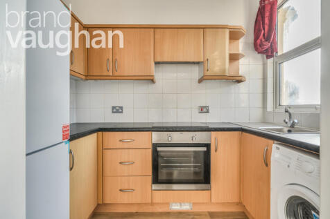 b5ede3b0-fff2-466...