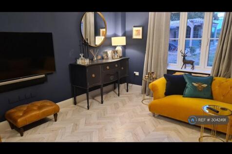 Lounge 1