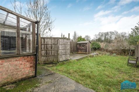 3 bed, 1 bath Semi-Detached in bristol - Photo 40