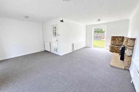 Northampton Road, Blisworth, Northampton photo 3