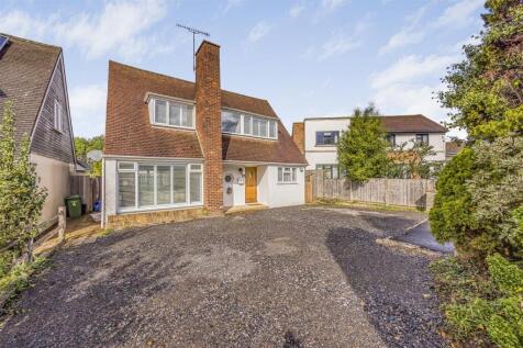 5 Cams Bay Close, Fareham-PorticoMarketing-SoldBy-