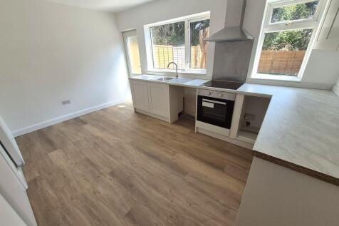 Tottenham Crescent, Kingstanding, Birmingham B44 0ST photo 3