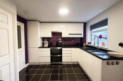 WCR Kitchen1 copy.jpg