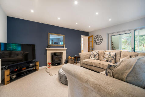 Living Dining Roo...