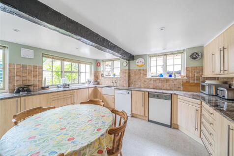 Kitchen/Breakfast Rm