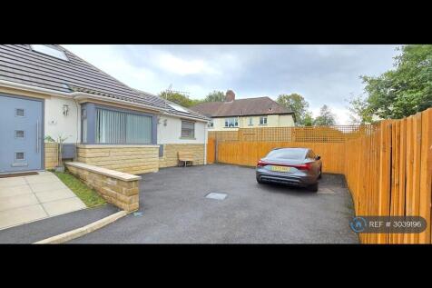 Redesdale Place, Leeds, LS16 photo 3