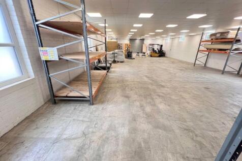 Warehouse to rent Image 10