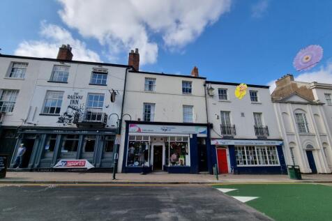 6-bed flat on 10a Clemens Street, Leamington Spa, £3,450/mo