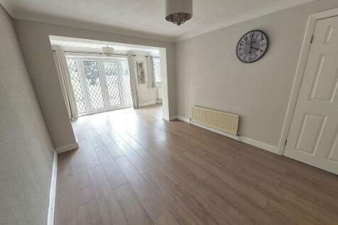 Lounge Dining Room