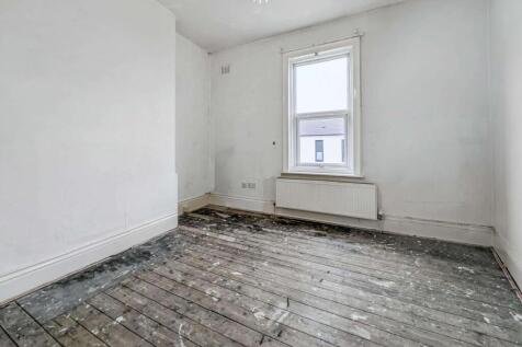 15 Marlborough Street North, South Shields, Tyne &amp; Wear, NE33 4DA