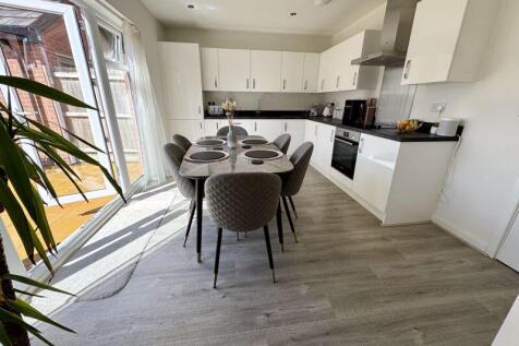 Open Plan Dining Kitchen