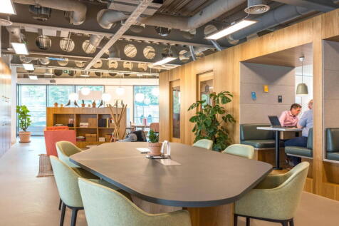 Office to rent Image 7