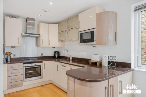 Upper Richmond Road, London, SW15 photo 4