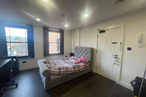 market-street-ng1-6le-1054477