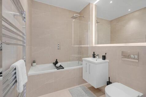 **LIMITED OFFER: £500.00 RENT CONTRIBUTION - Sunrise Parkway, Milton Keynes photo 3