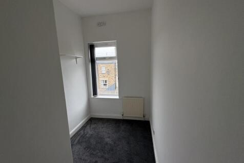 Industrial Avenue, Birstall photo 5
