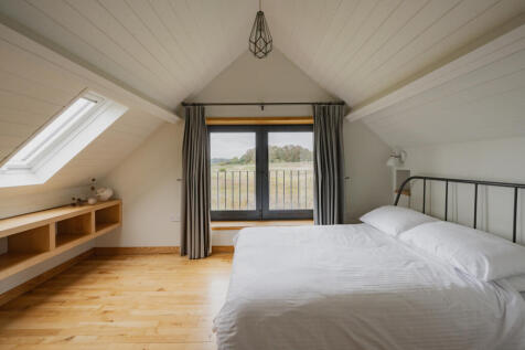 237768 - Whitehouse Barns, Bulcamp Drift-1.jpg