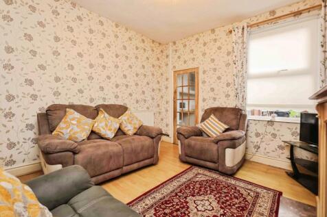 3 bed, 1 bath Terraced in Birmingham - Photo 5