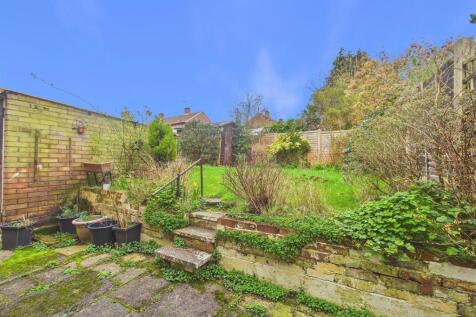 CAM01407G0-PR0112-STILL009.jpg