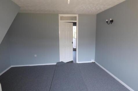 78 Broadoak Drive - Lng.JPG