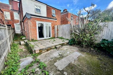 IMG-20251027-WA00...