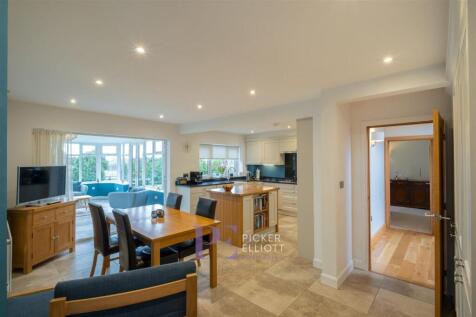 Living dining Kitchen