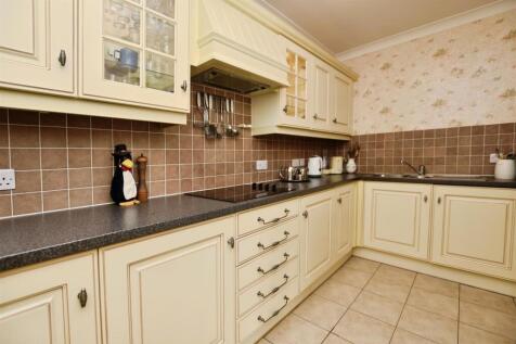d9b2b77f-kitchen 20bb.JPG