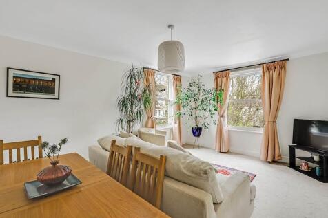 01-ac09JHPropWpen - Flat 8, 50 Melton House - 13-s