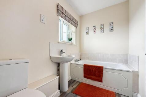 Top Floor Shower Room