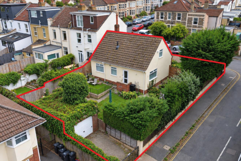 11 - Aerial - 3 Bedroom Detached Bungalow.png