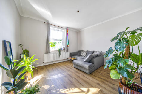Livingroom2jpg