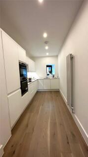 Croydon Road, Caterham, Surrey, CR3 photo 3