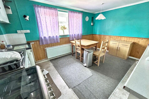 University Crescent, Gorleston photo 3