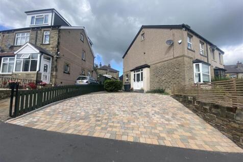 Oakworth Road photo 2