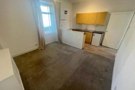 Lounge/Kitchen