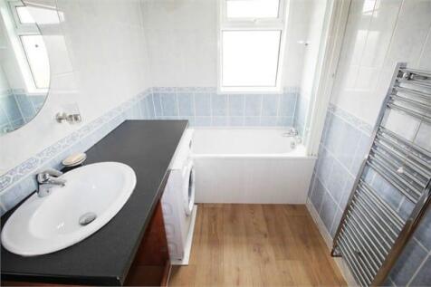 Crundale Avenue, London, NW9 photo 5