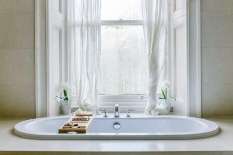 SHABDEN PARK HILL ROAD, INTERNAL FEATURE- (11).jpg