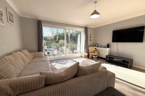 Lounge 1