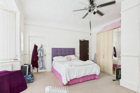 CAM03582G0-PR0121...