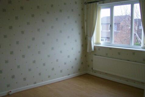 28 Laleham Gr, Bramhall, SK7 3LJ photo 4