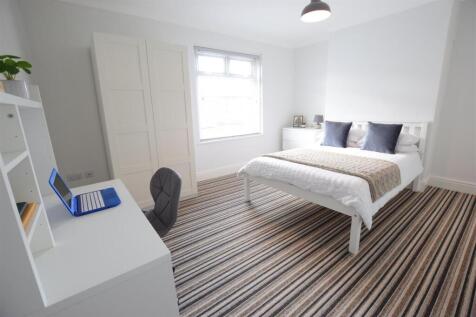 4-bed terraced on 27/28 - Westbourne Grove - Student House, £1,993/mo