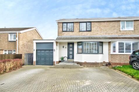 Leyburn Close