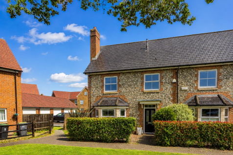 Skylark Ave Front 1.png