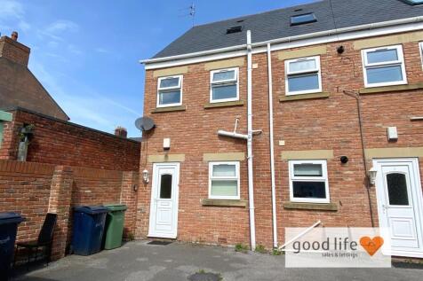 rear elevation 2flat483chesterroad.jpg