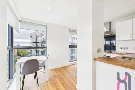 3 Pomona Strand, Old Trafford, M16 photo 3